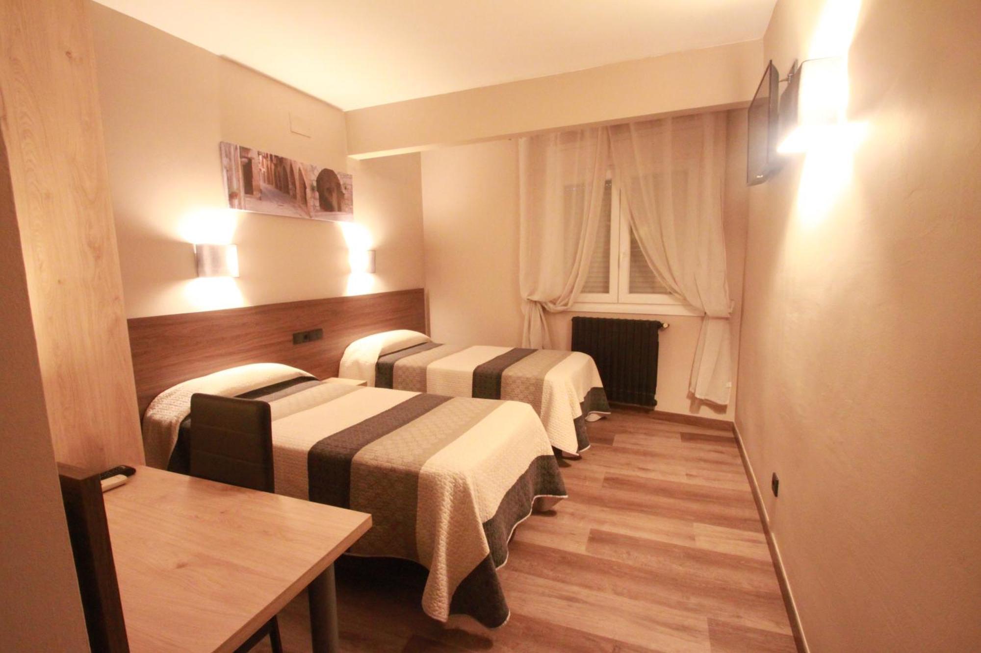 Hotel, H De L'Anton Batea Eksteriør bilde